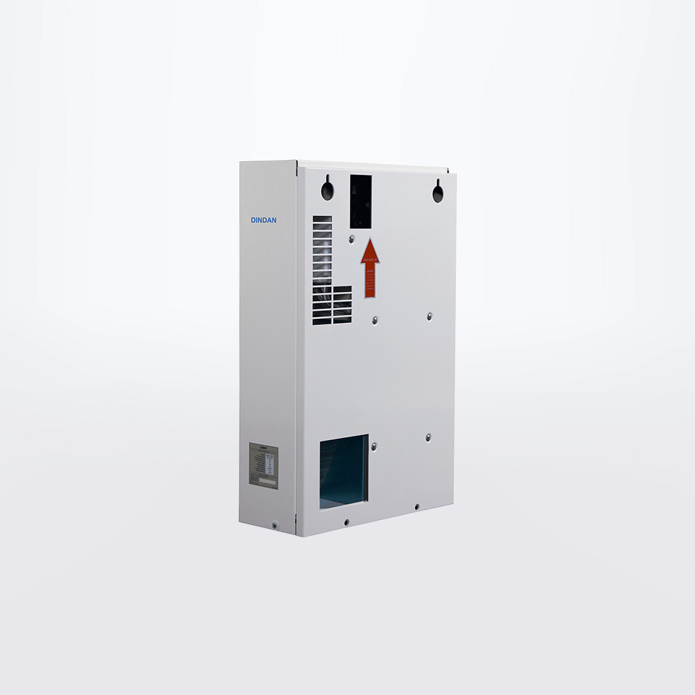 ac panel dindan 600W